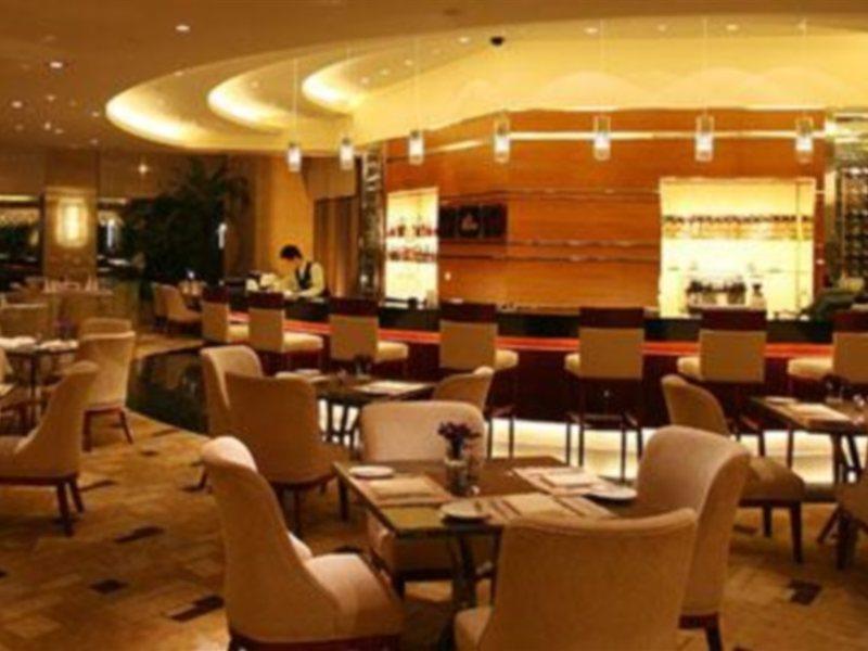 โรงแรม โรงแรมพาร์ควิว 4*