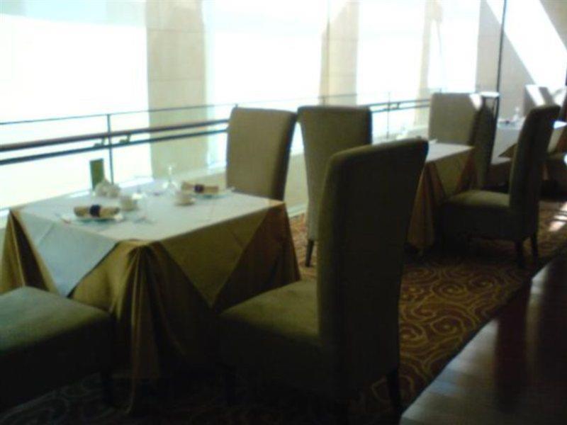 โรงแรมพาร์ควิว